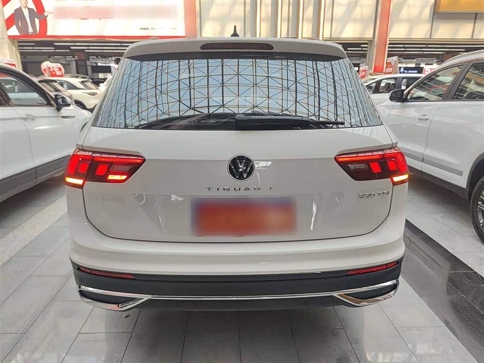 Volkswagen Tiguan L