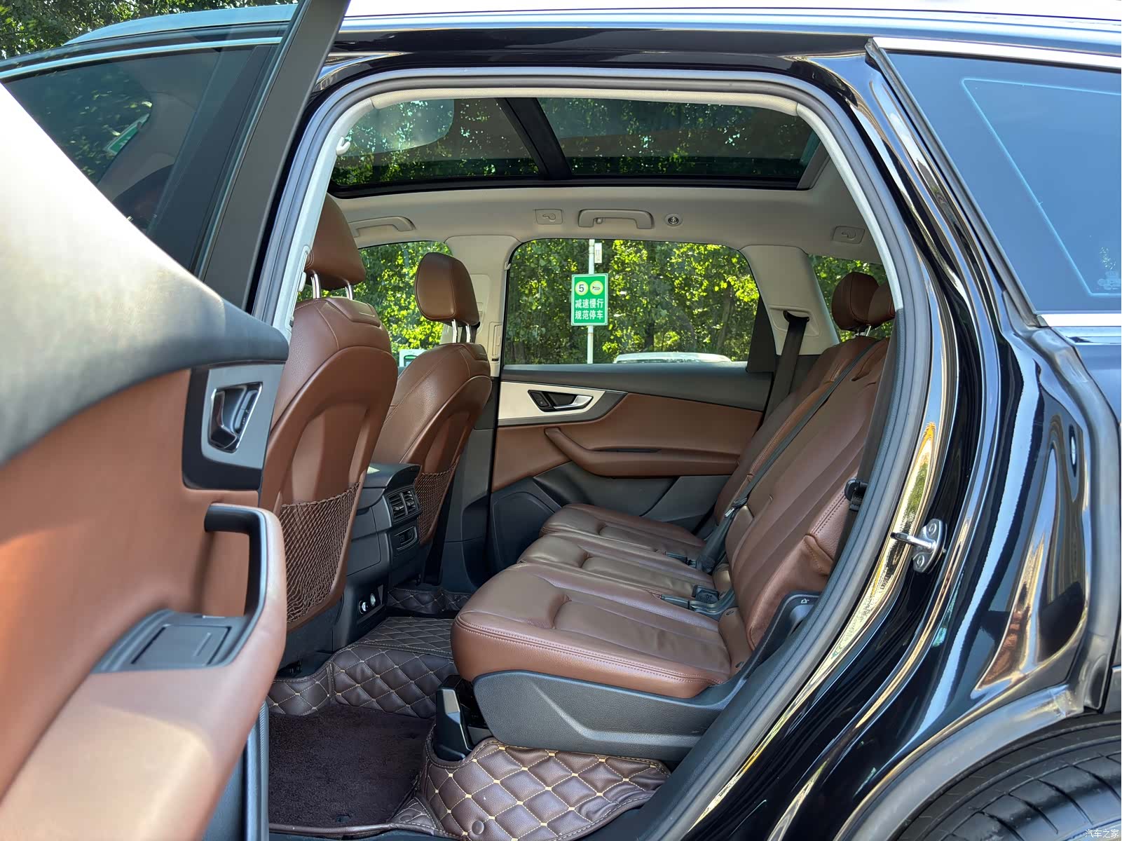 Audi Q7, 2019 6