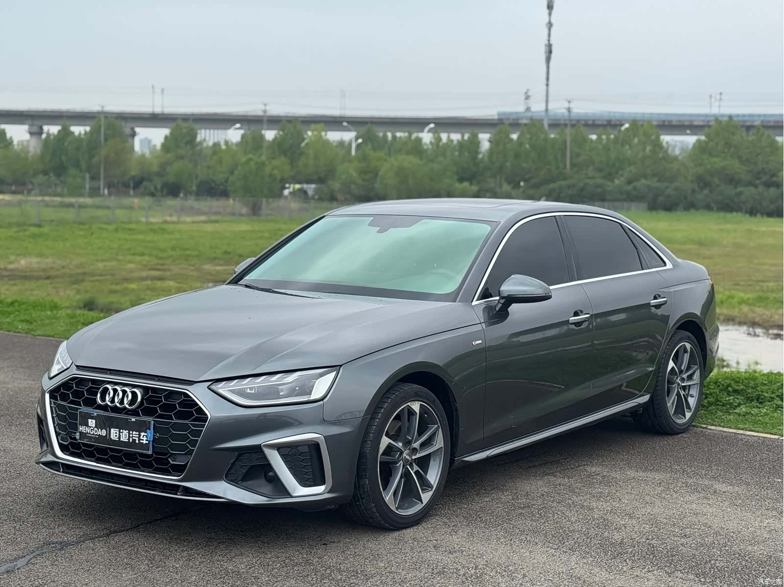 Audi A4L, 2020 1