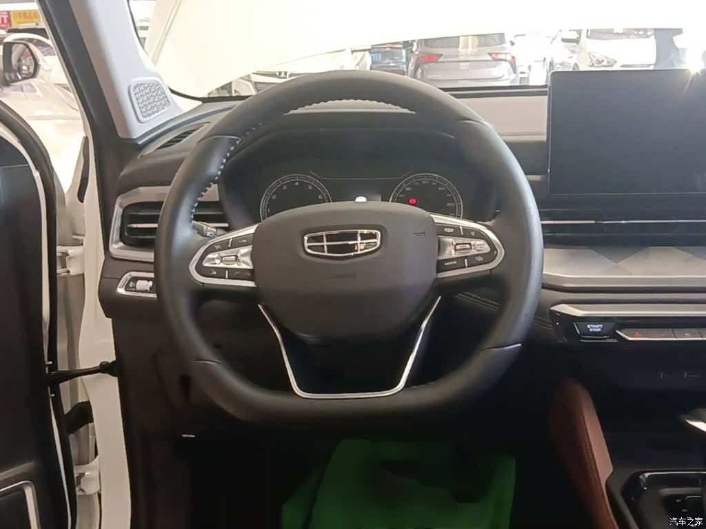 Geely X6, 2024 7