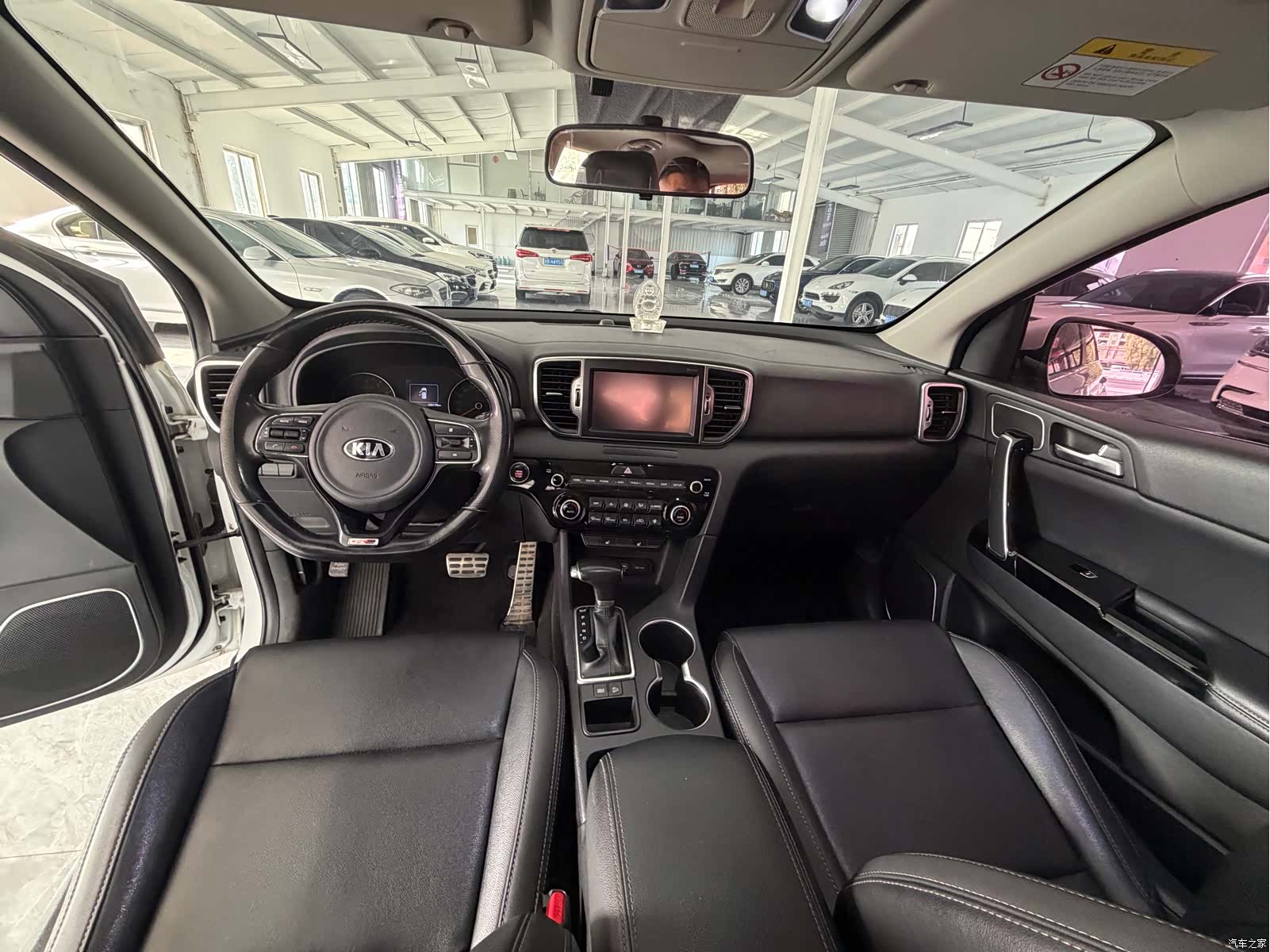Kia KX5, 2017 9