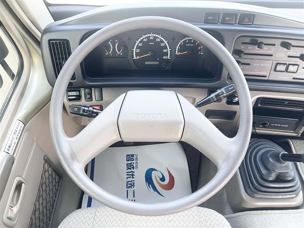 Toyota Coaster, 2018 все фото