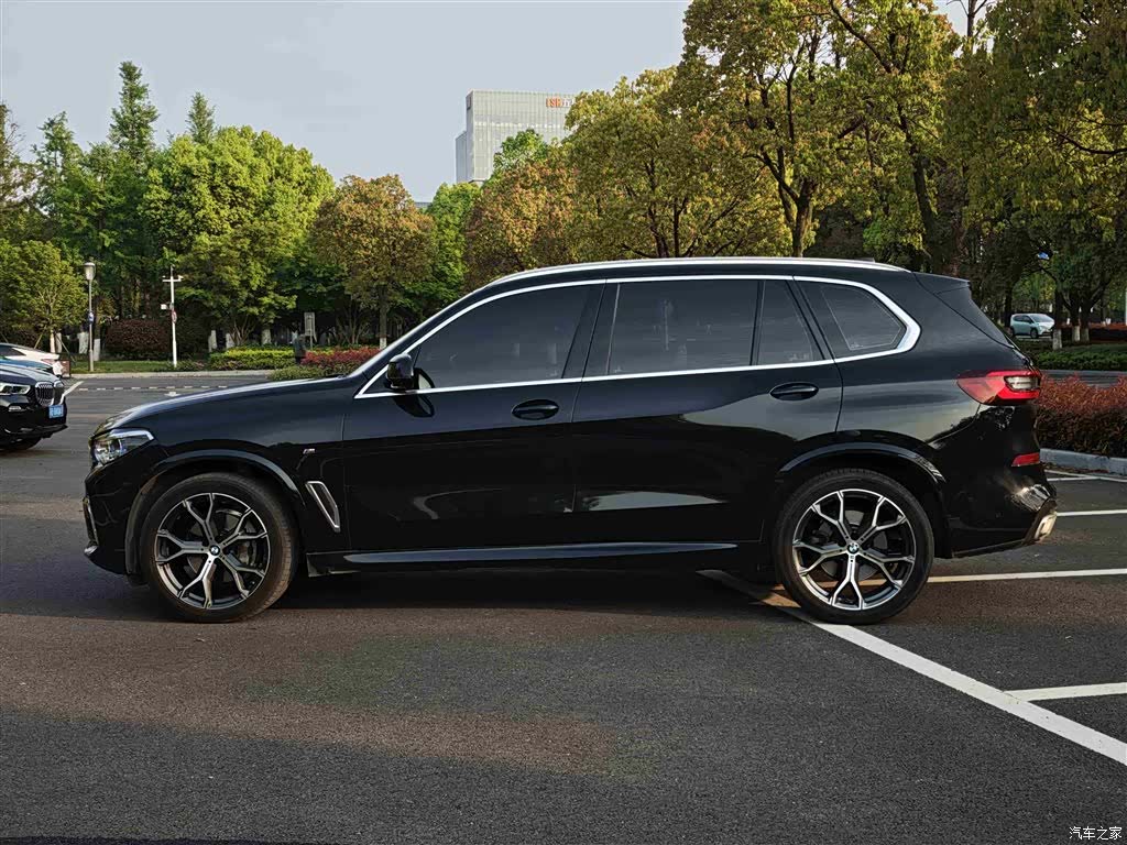 BMW X5, 2022 9