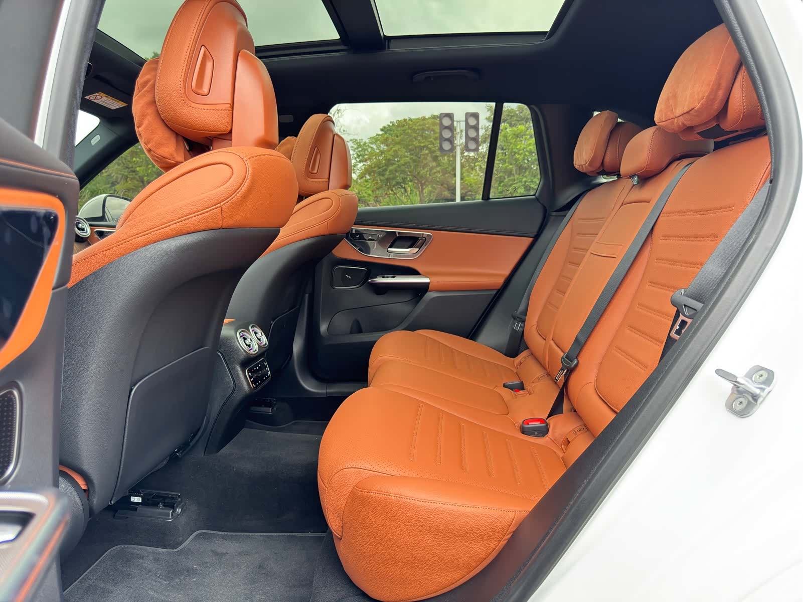 Mercedes-Benz GLC, 2024 12