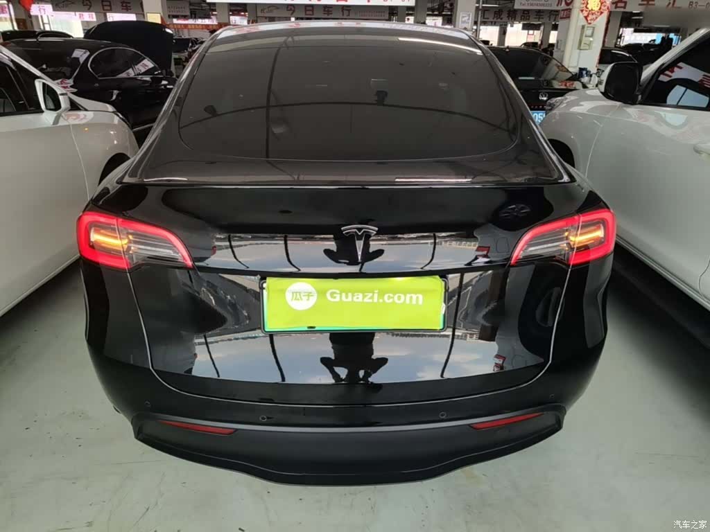 Tesla Model Y, 2023 6