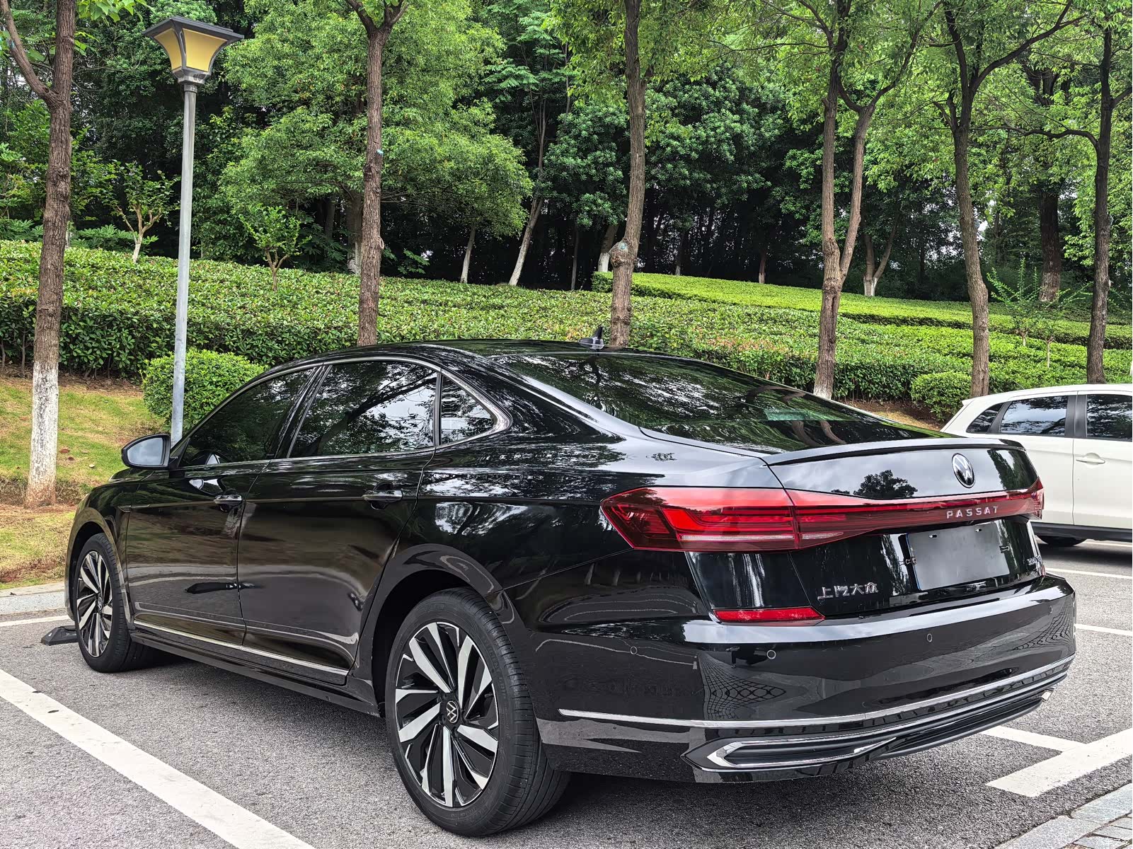 Volkswagen Passat, 2022 7