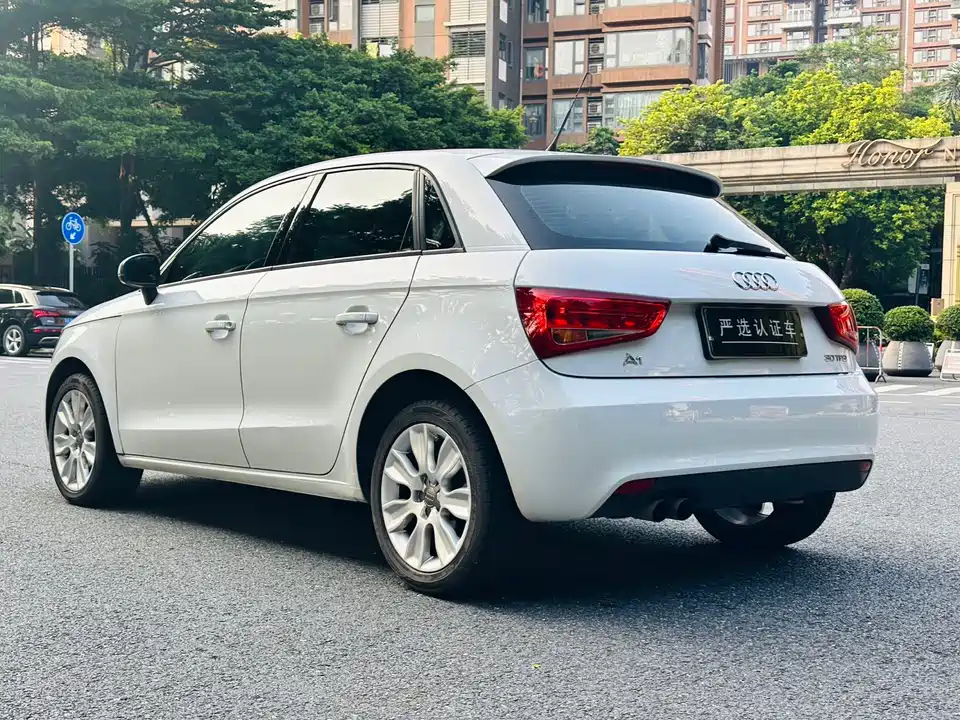 Audi A1