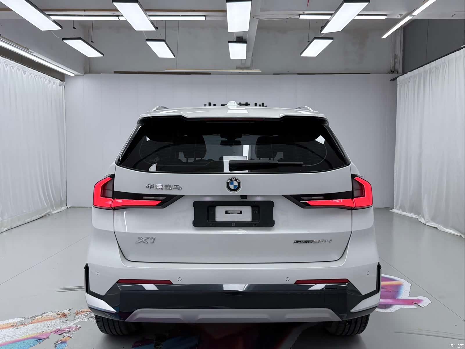 BMW X1, 2023 все фото