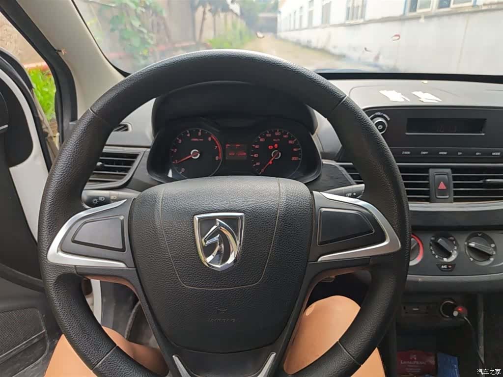 Wuling 310, 2017 11
