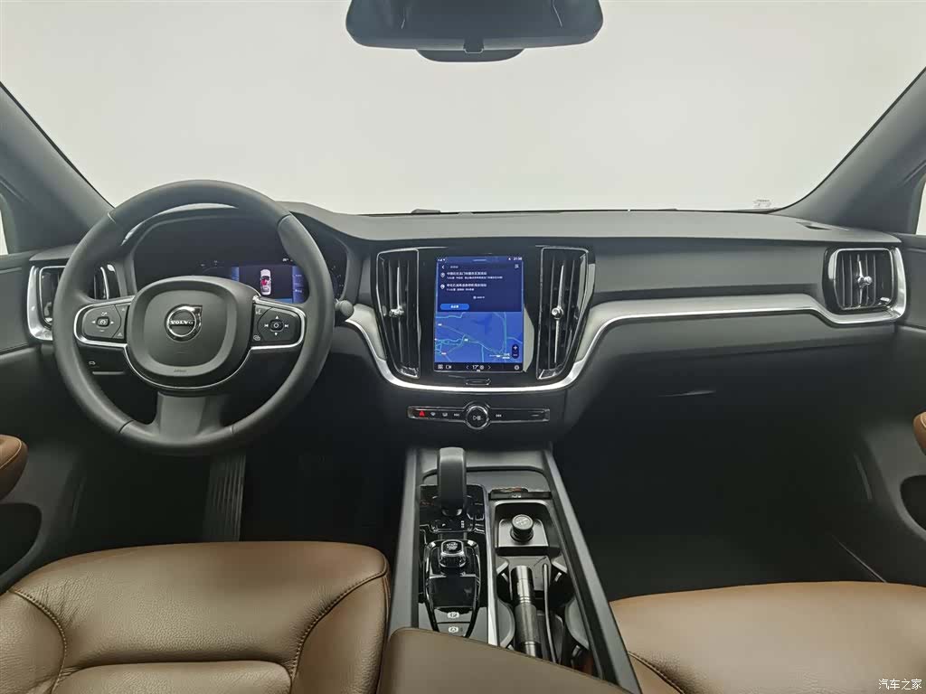 Volvo S60, 2022 все фото