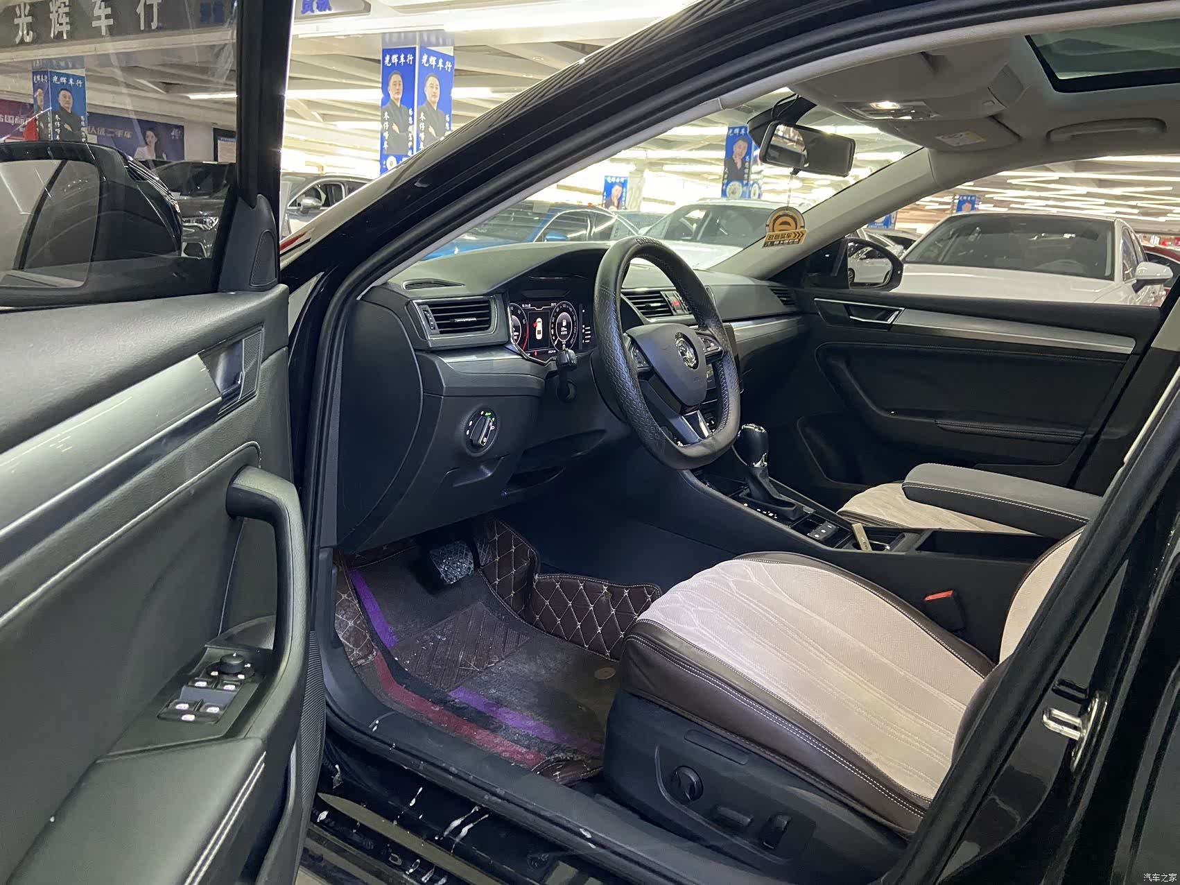 Skoda Superb, 2023 7