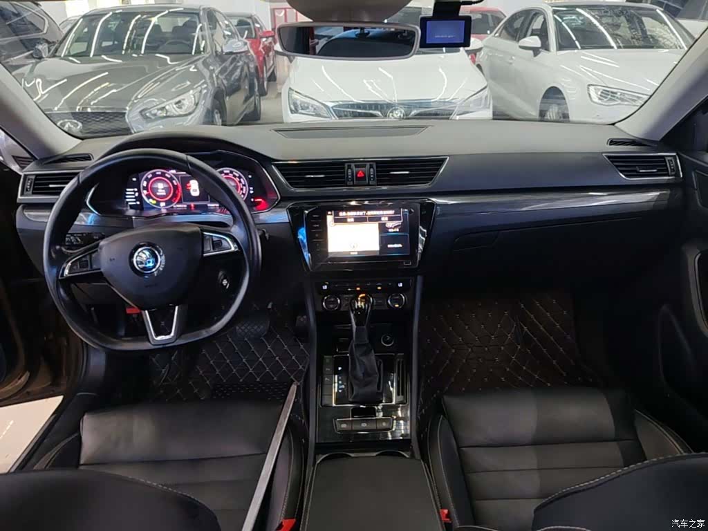 Skoda Superb, 2017 10