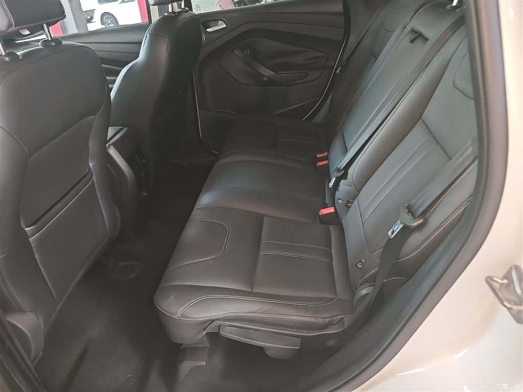 Ford Kuga, 2014 17