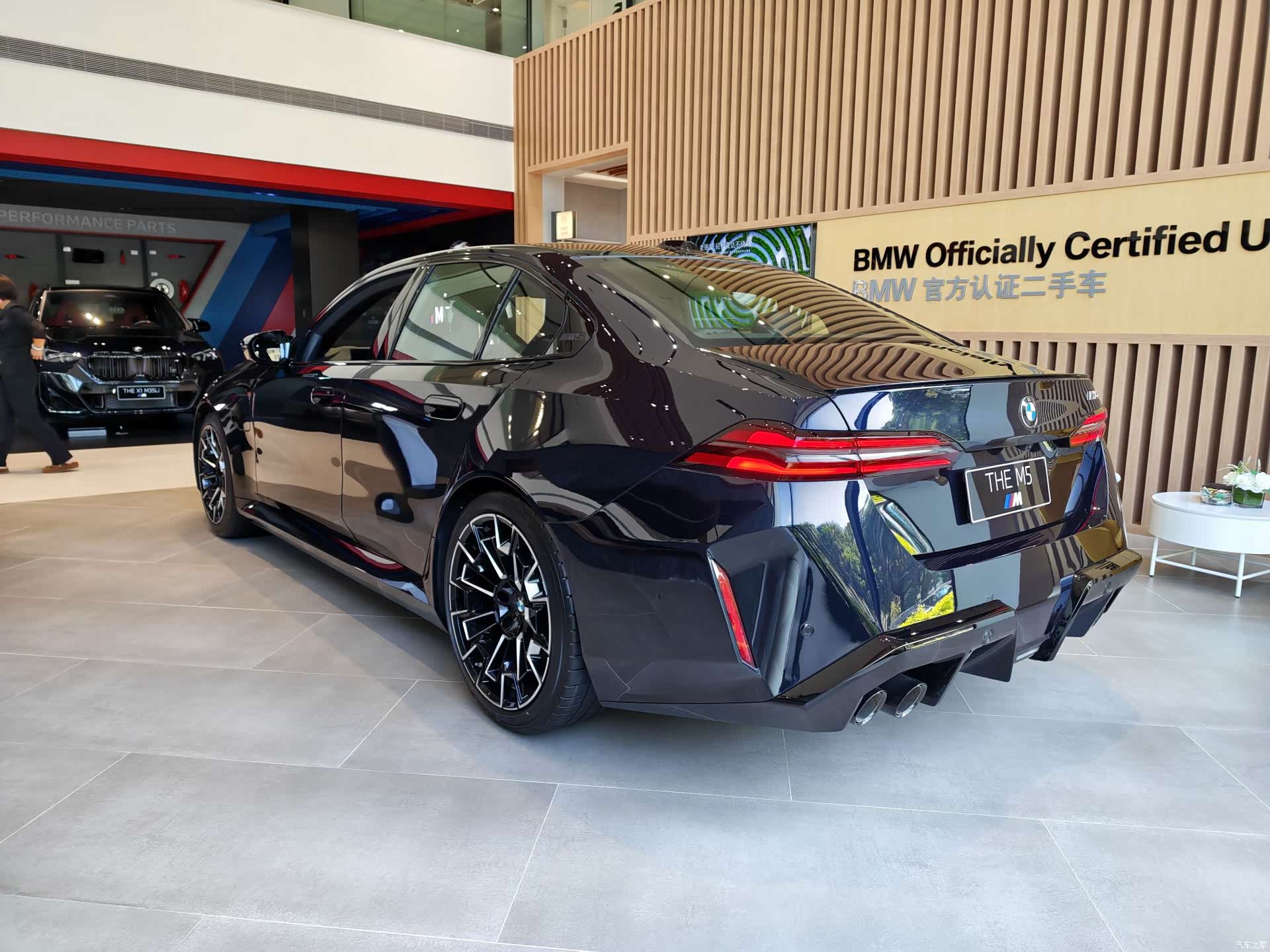 BMW M5, 2023 все фото