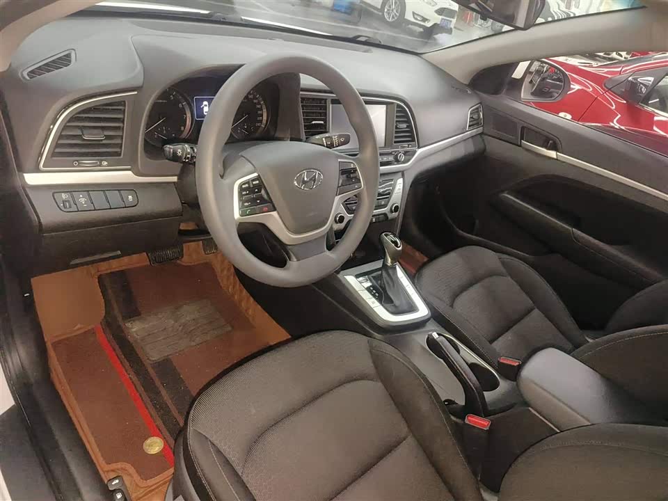 Hyundai Lead