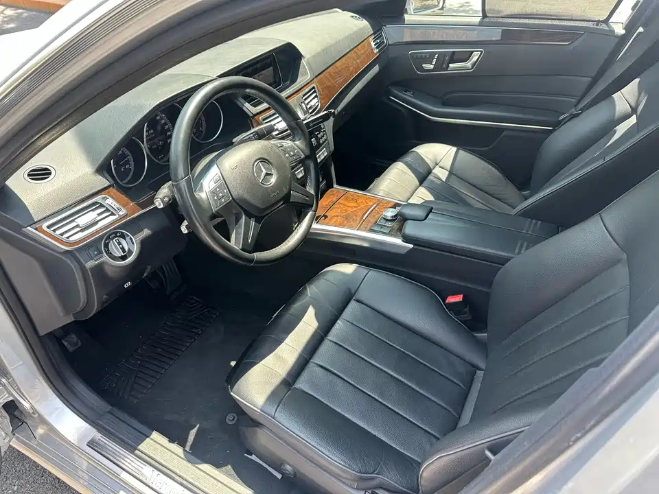 Mercedes-Benz E-class Mercedes-Benz E-class