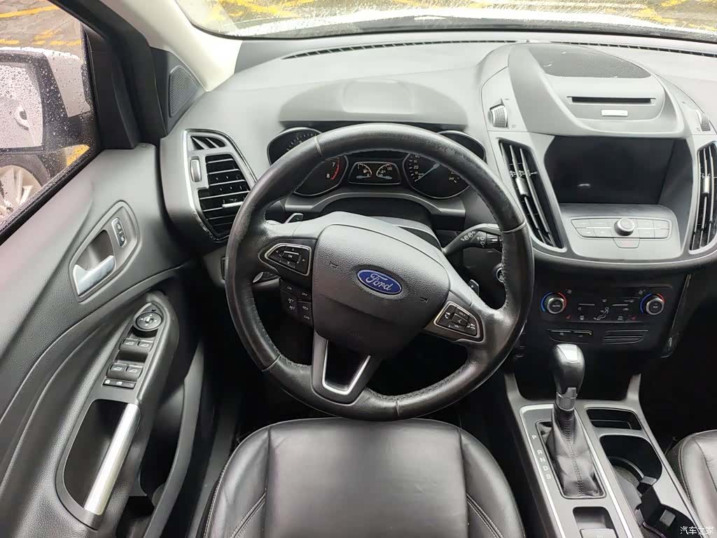 Ford Kuga, 2017 6