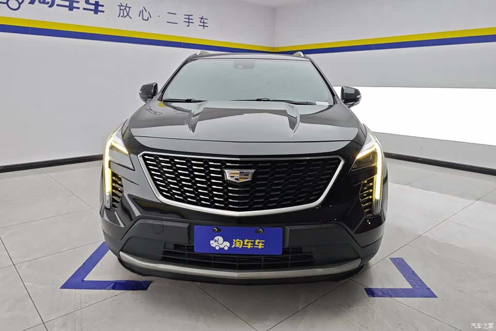 Cadillac XT4, 2021 2