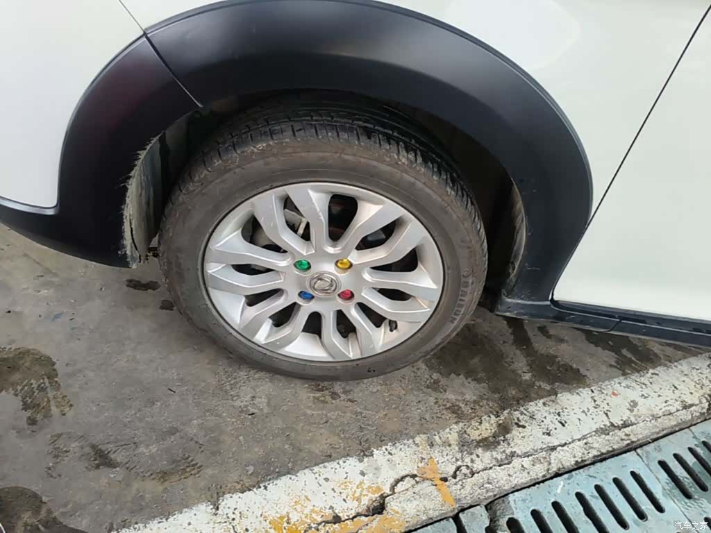 DongFeng AX3, 2017 23