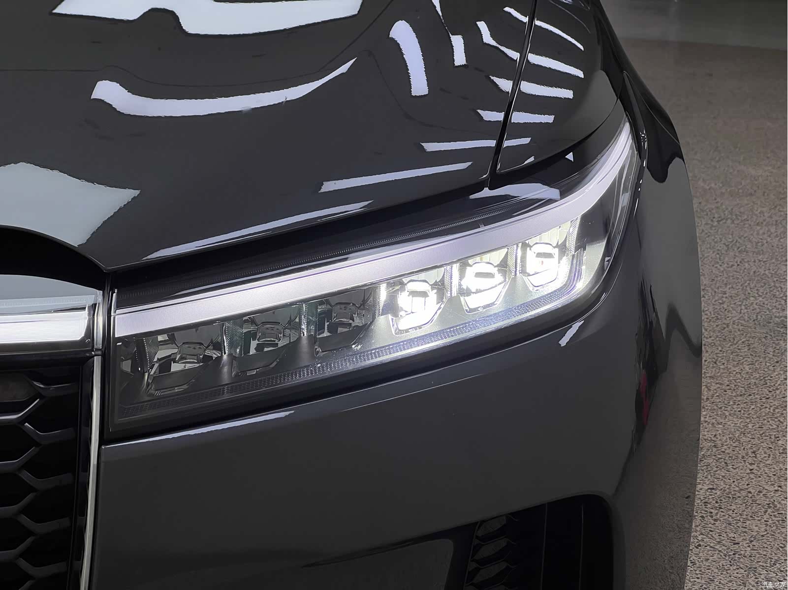 Li Auto ONE, 2023 8