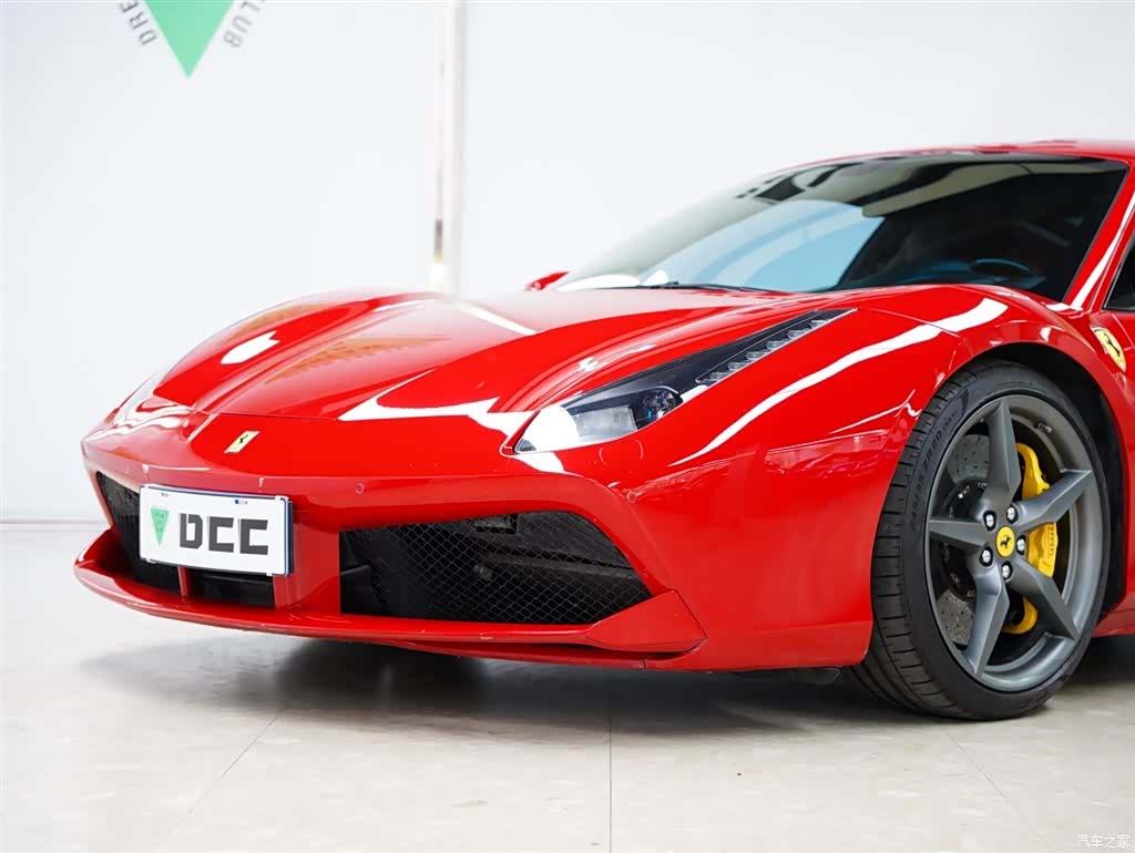 Ferrari 488, 2017 19