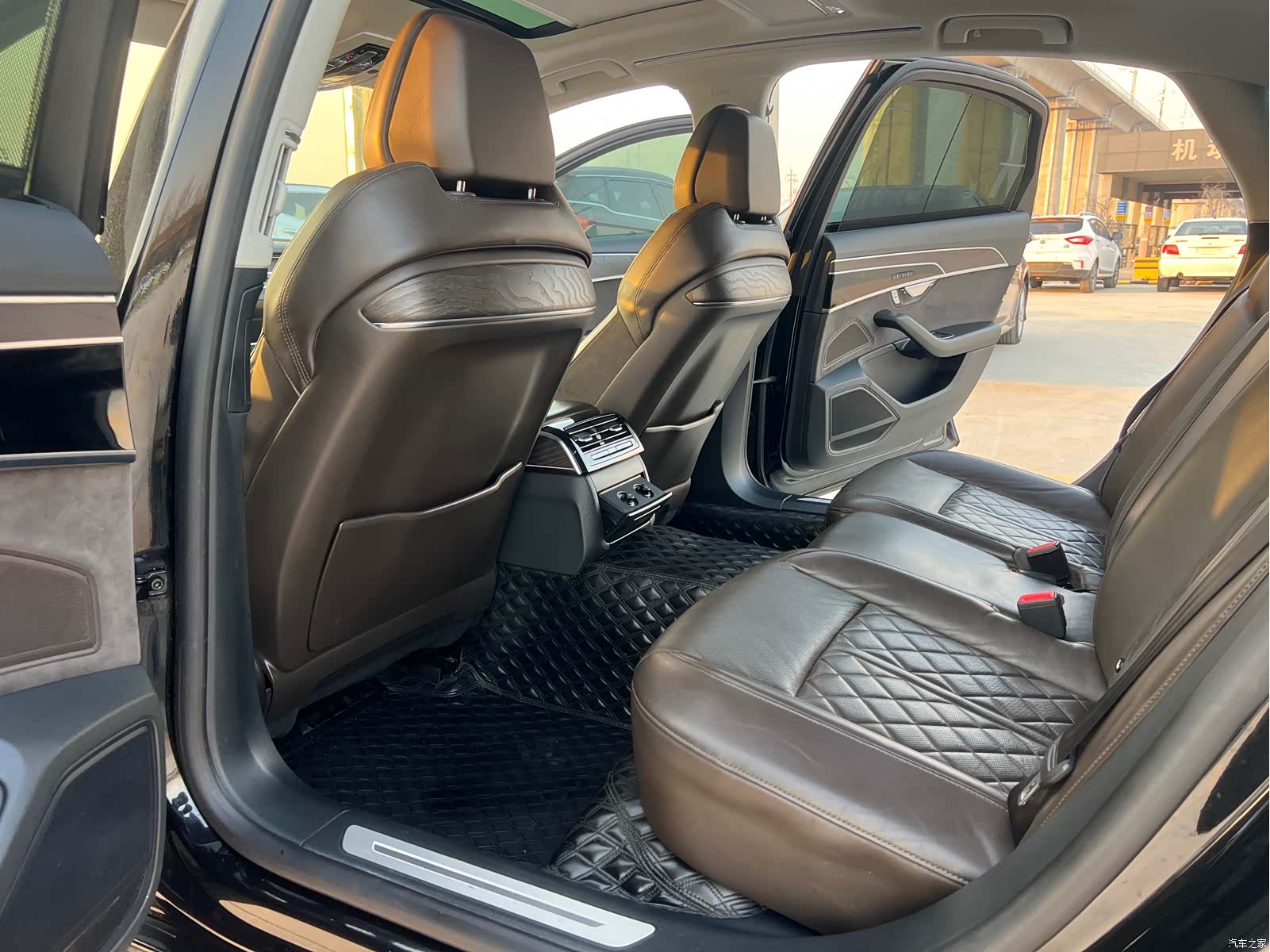 Audi A8L, 2021 8
