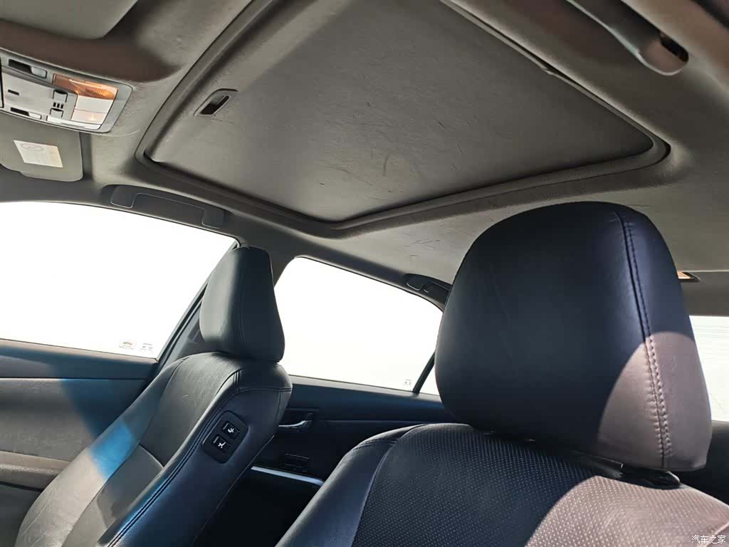 Toyota Camry, 2016 13