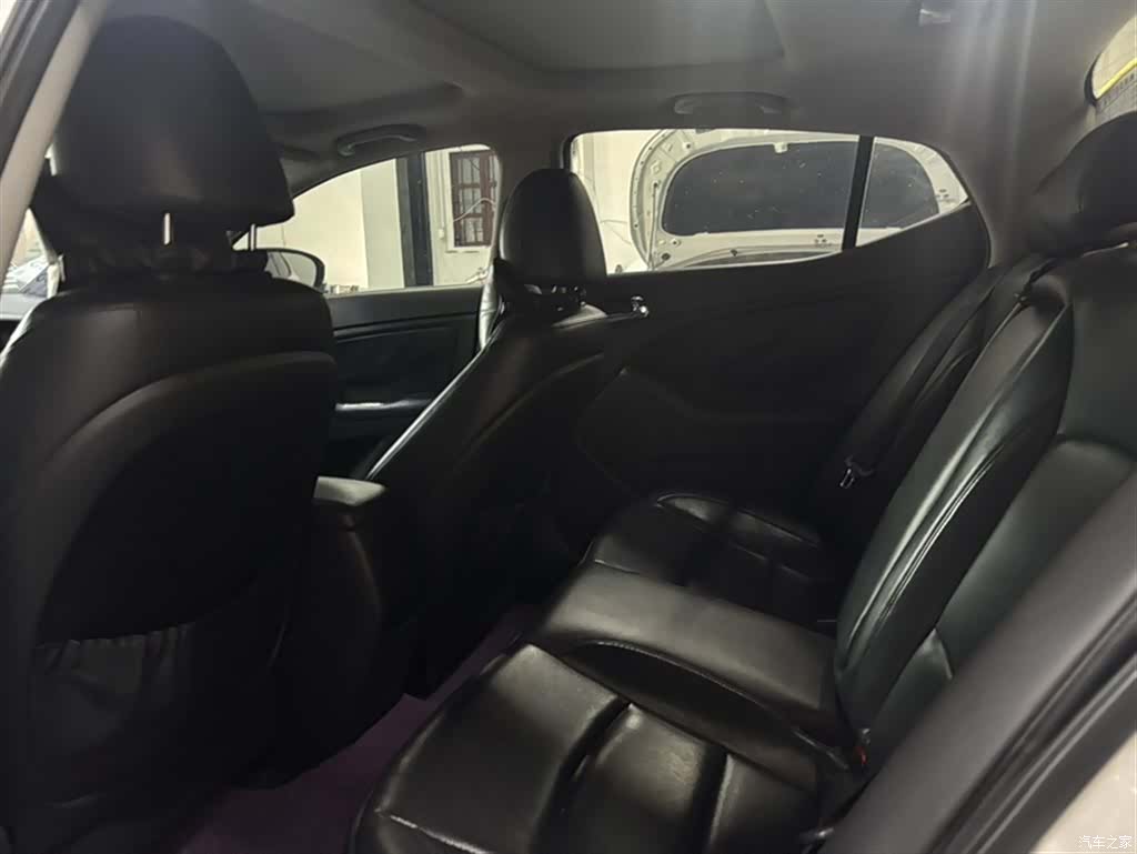 Kia K5, 2014 17