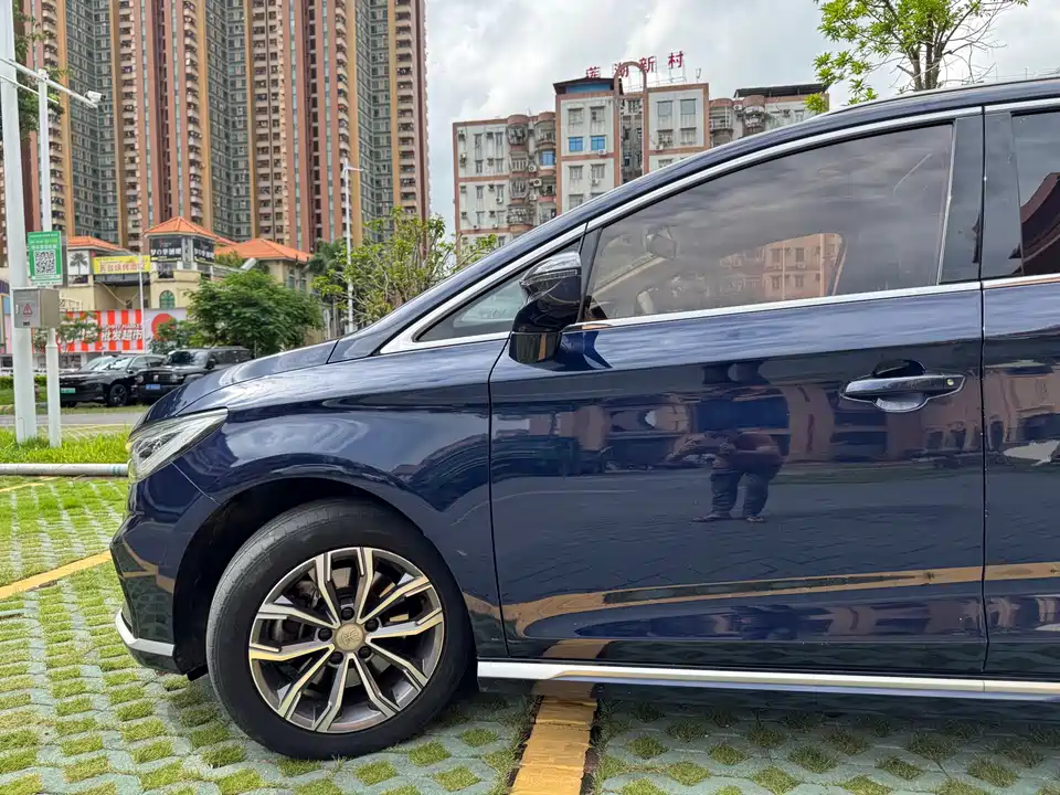 BYD Song MAX BYD Song MAX