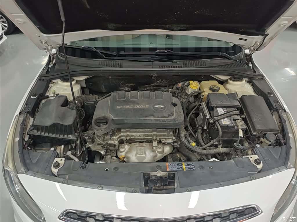 Chevrolet SE, 2015 20