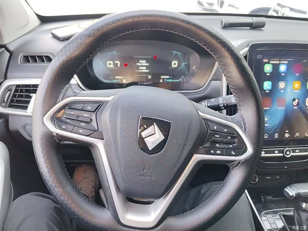 Wuling 530, 2020 11