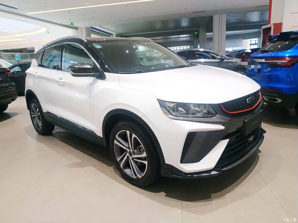 Geely Coolray, 2022 4