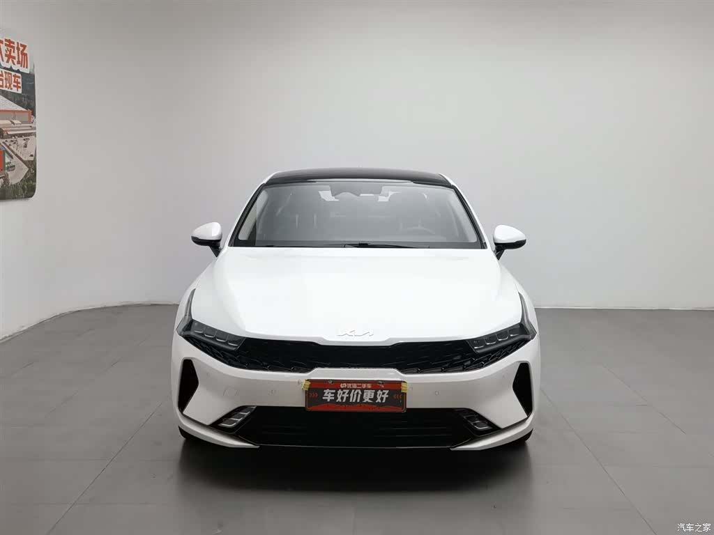 Kia K5, 2022 3