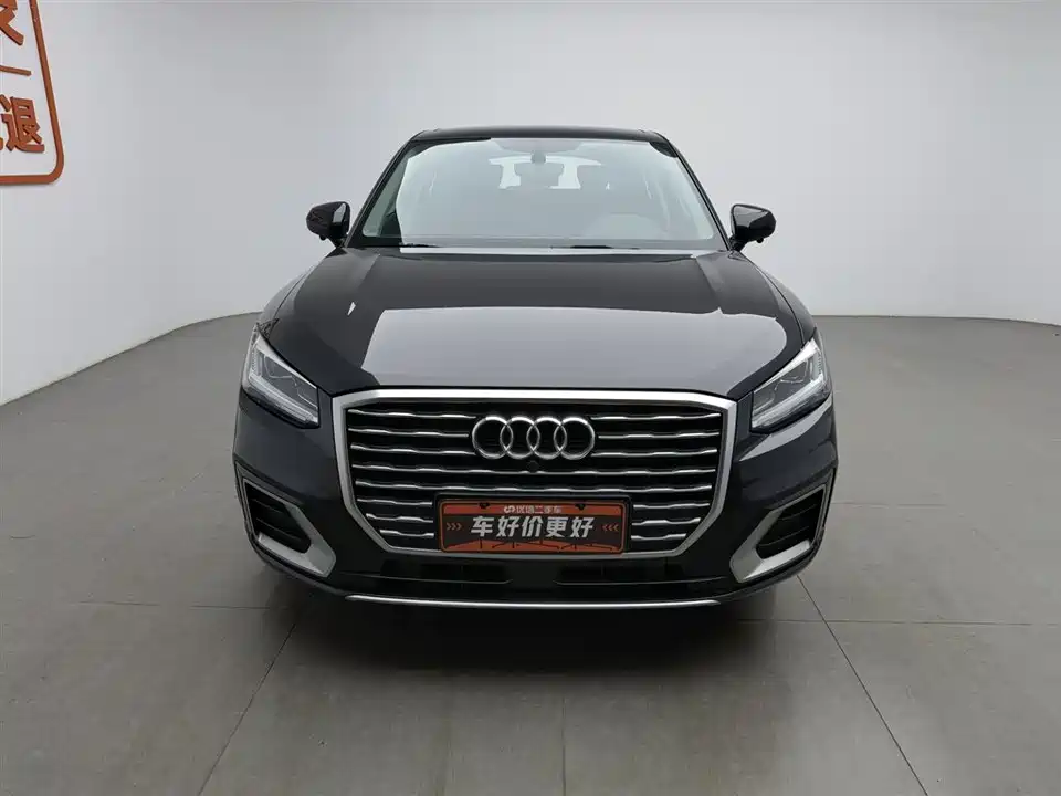 Audi Q2L