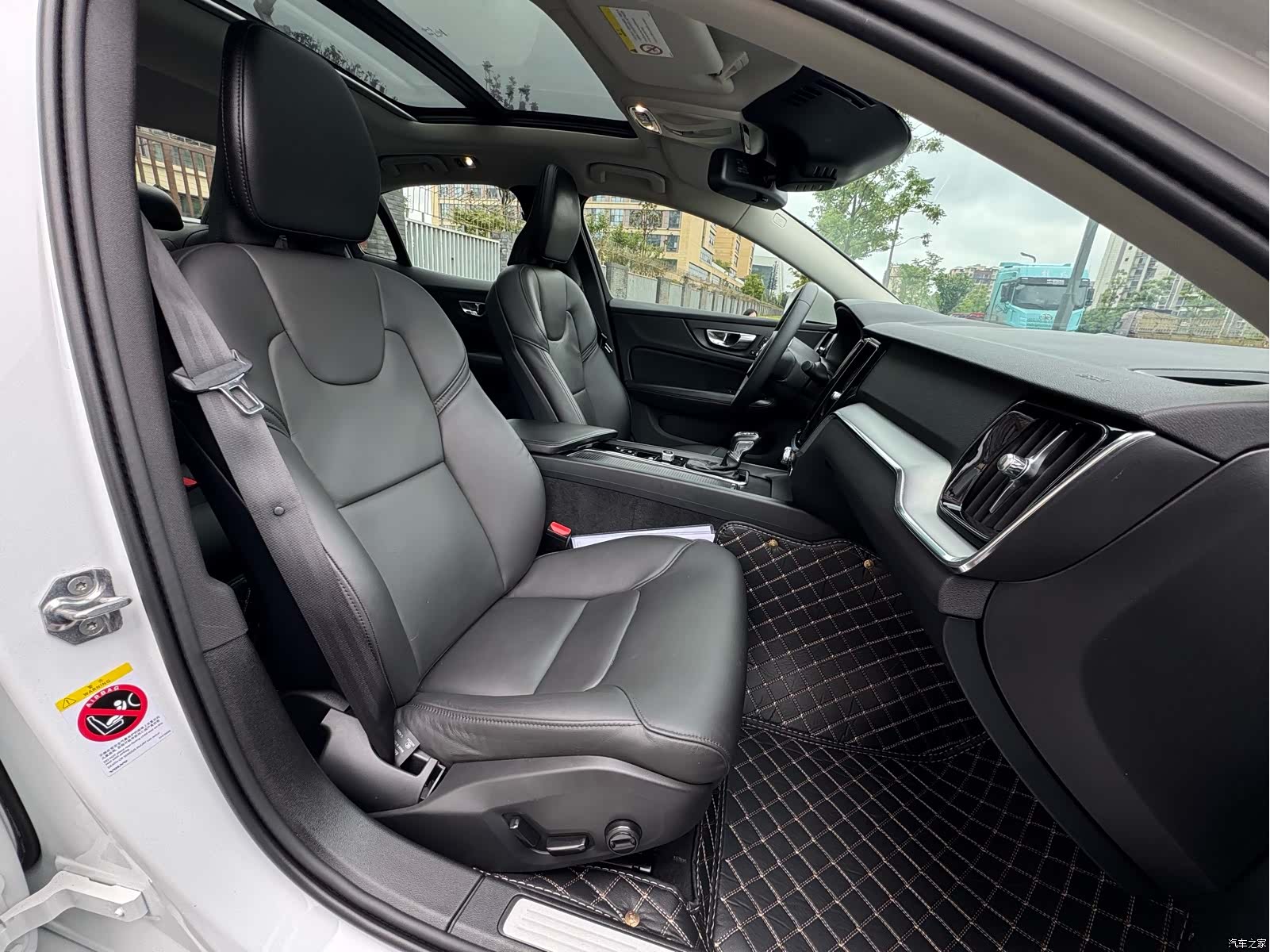 Volvo S60, 2021 11