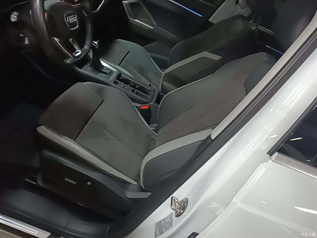 Audi Q3, 2022 15