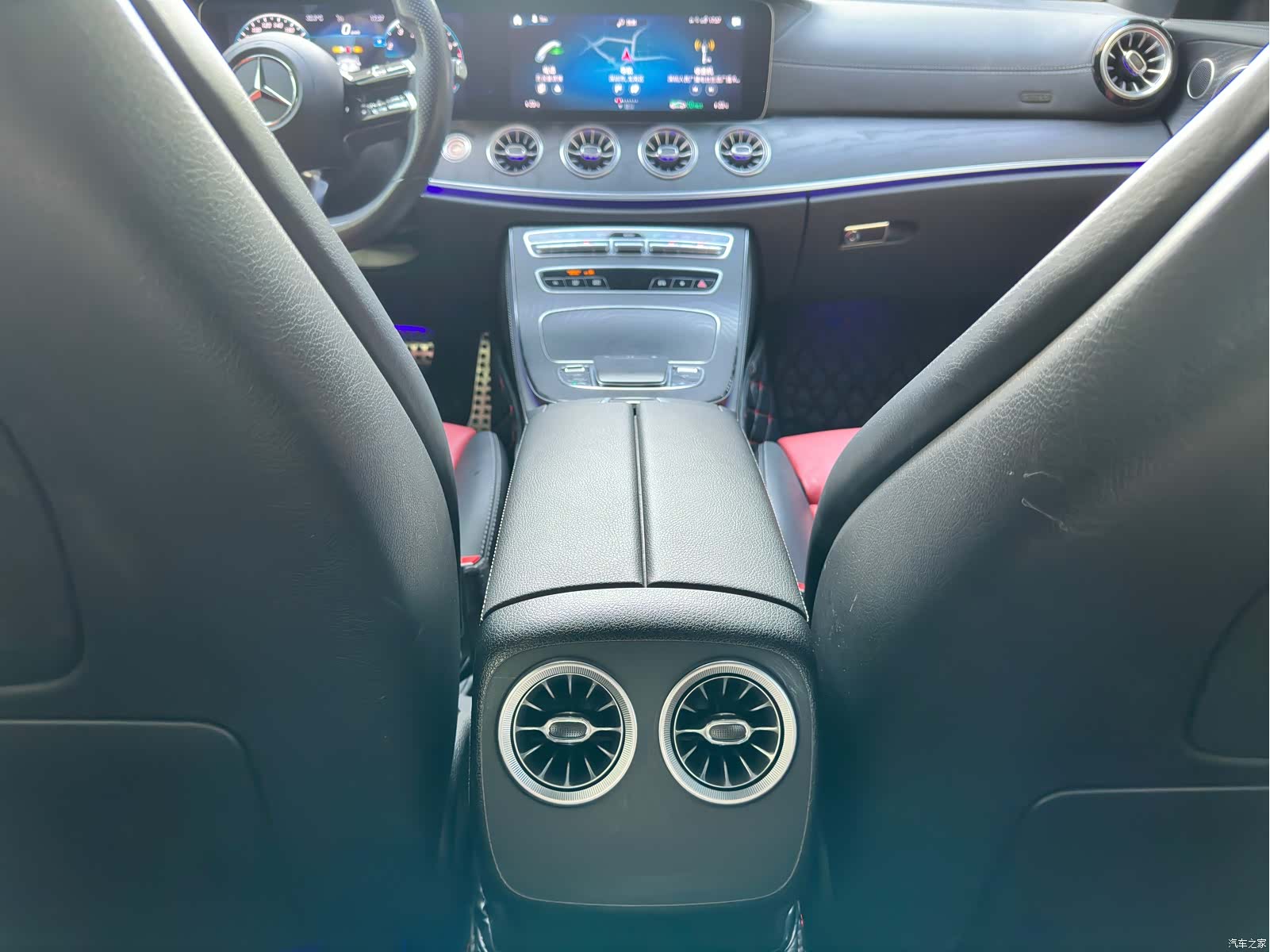 Mercedes-Benz E-Class, 2021 19