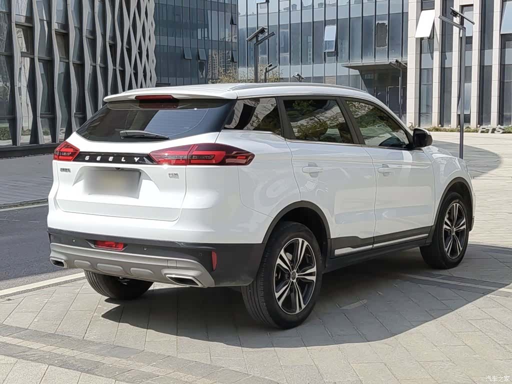 Geely Boyue, 2022 9