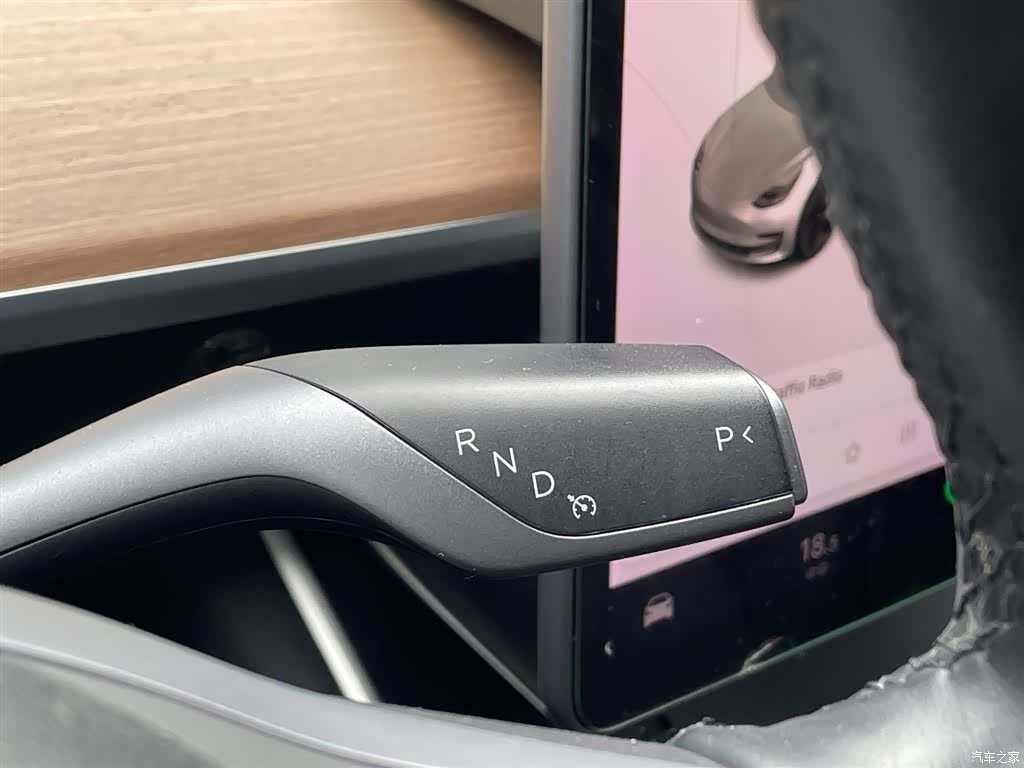 Tesla Model 3, 2019 17
