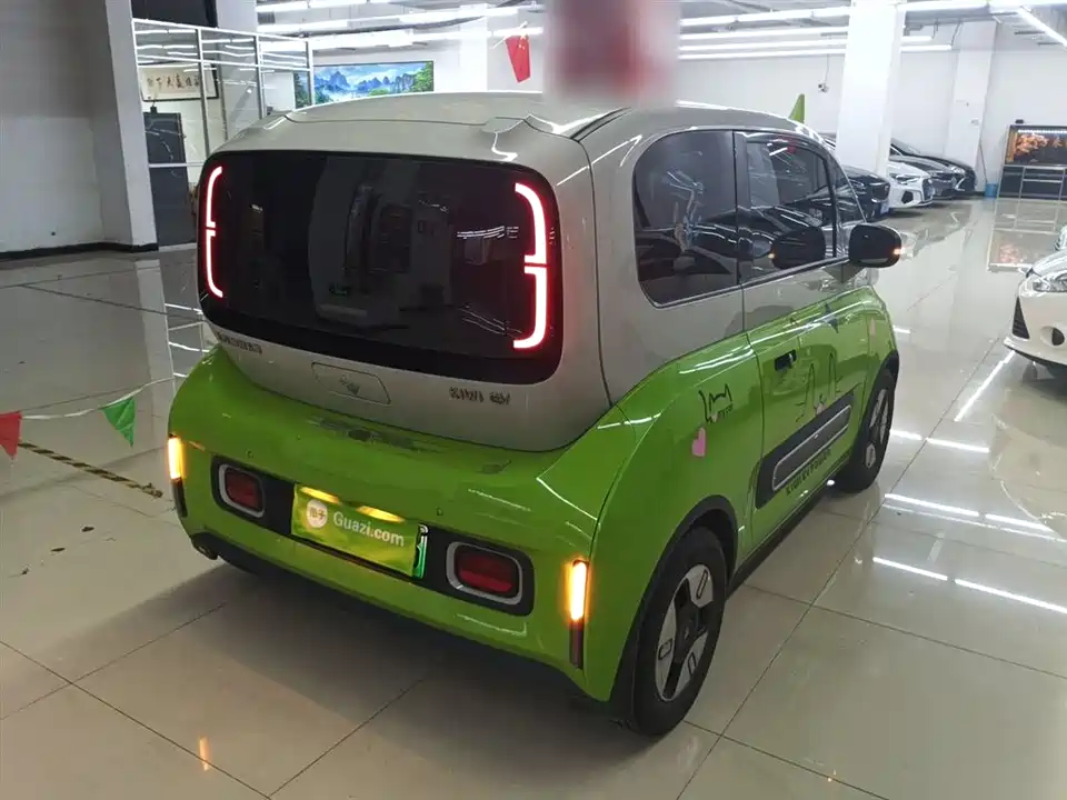 Baoding KiWi EV