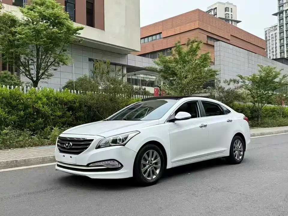 Hyundai Name picture