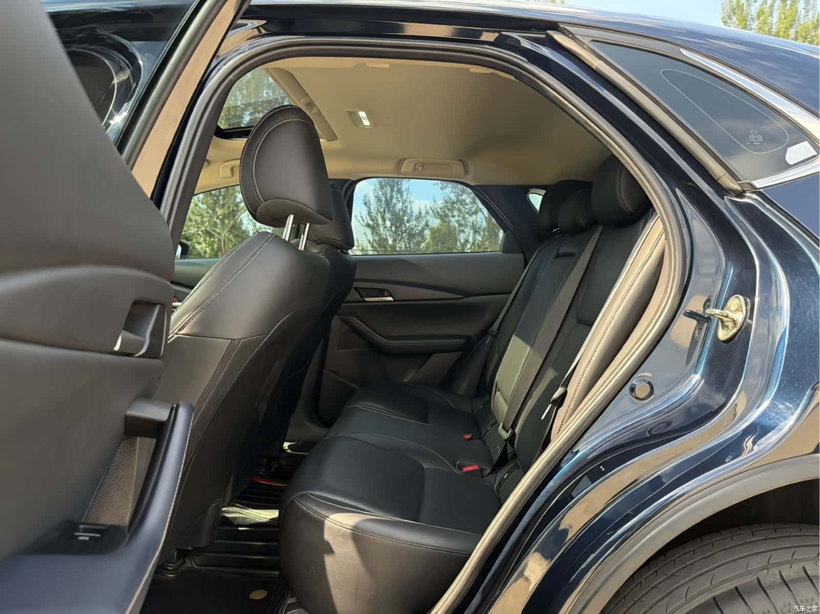 Mazda CX-30, 2022 14