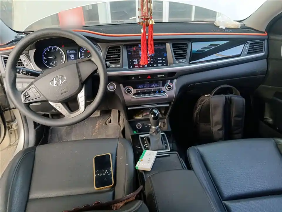 Hyundai Name picture