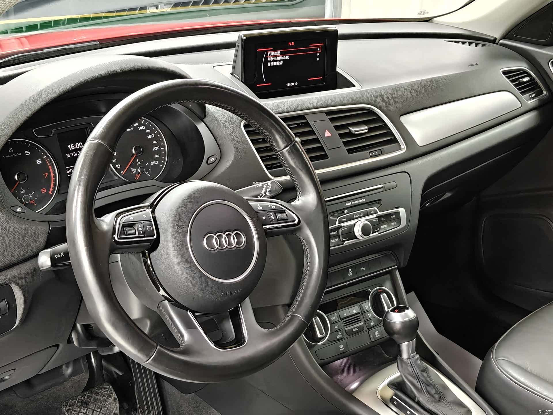 Audi Q3, 2016 11