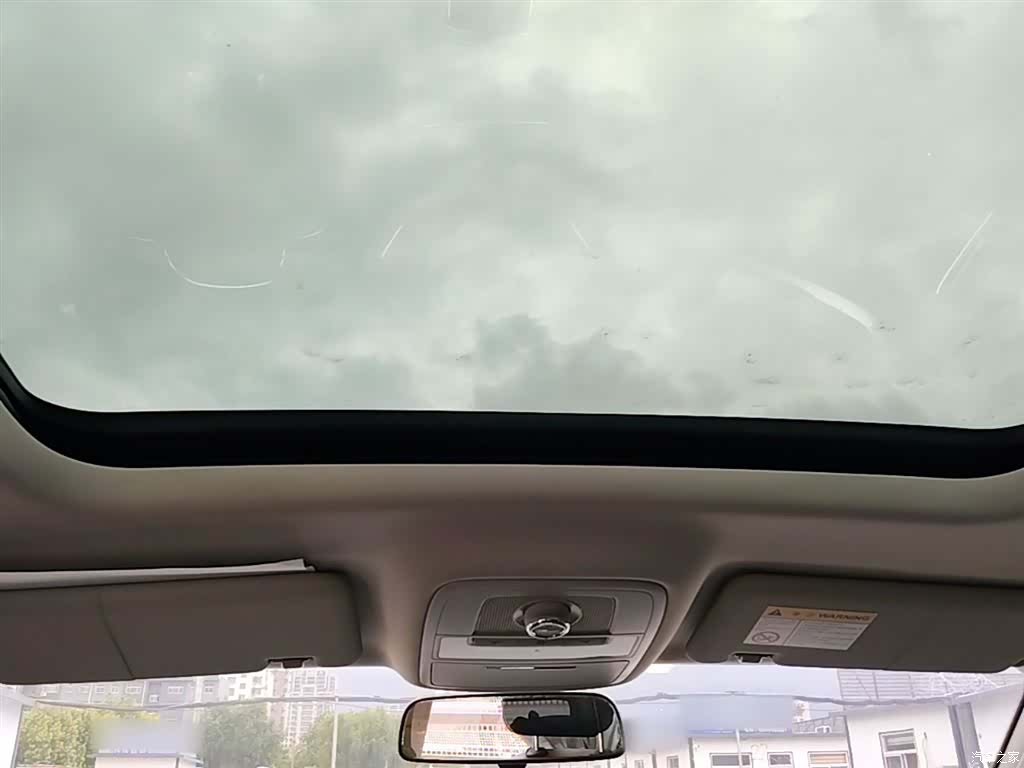 Roewe RX5, 2019 18