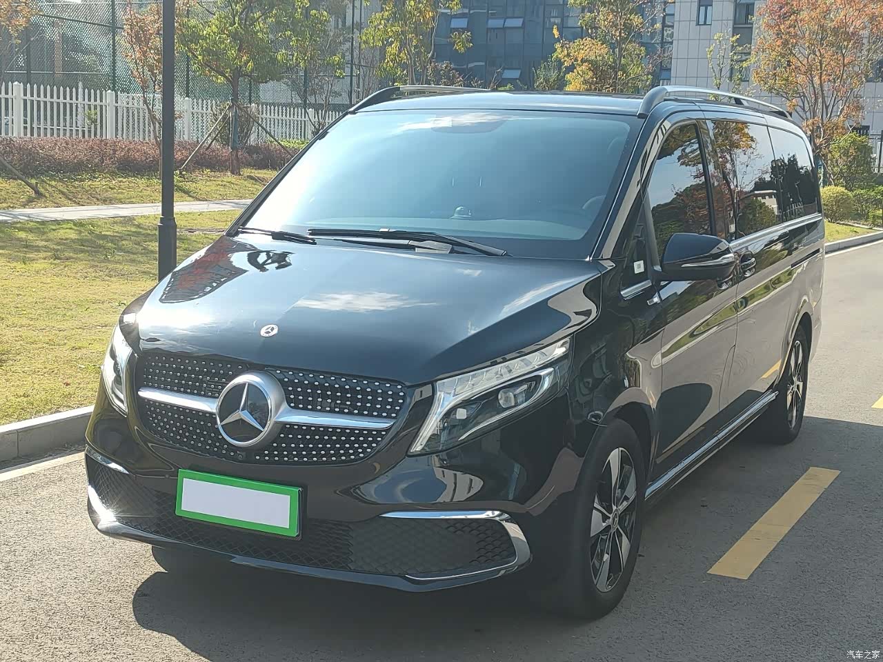 Mercedes-Benz V-Class
