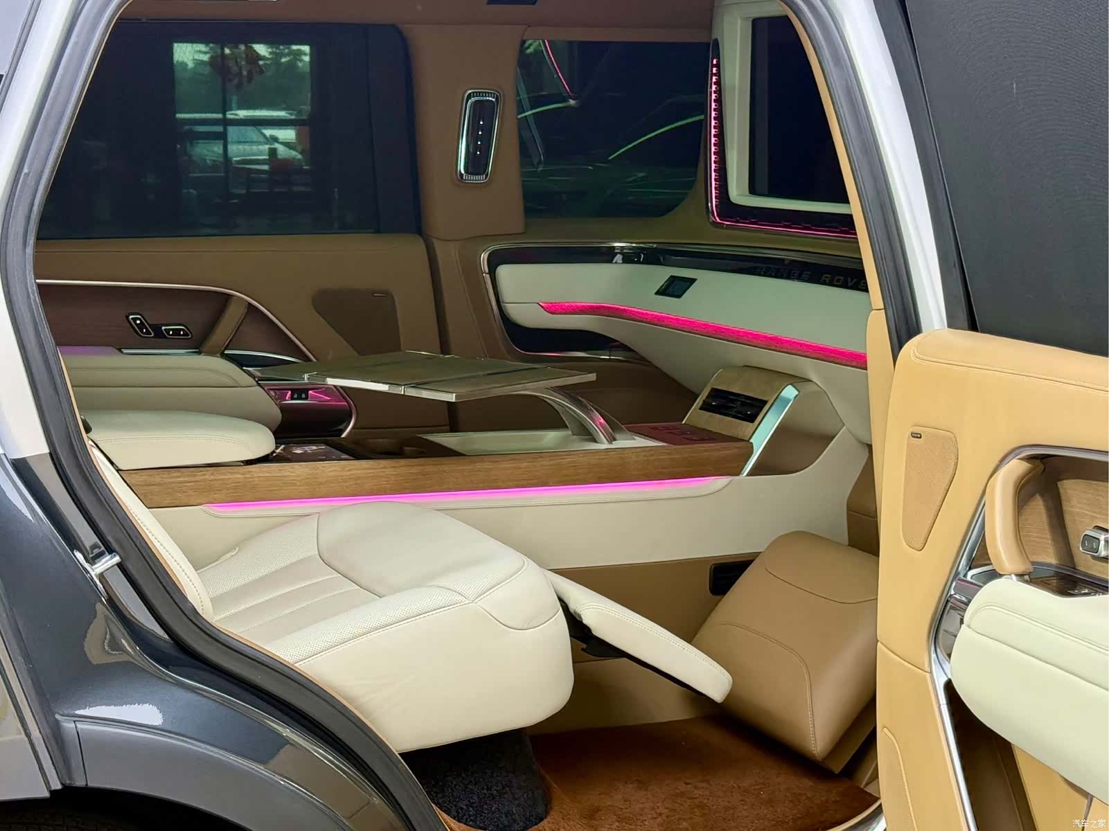 Land Rover Range Rover, 2024 9