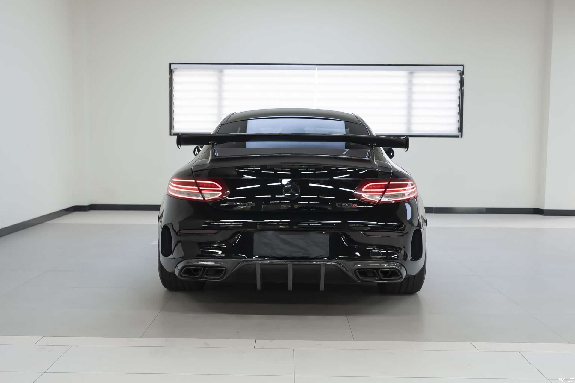 Mercedes-Benz C-Class, 2018 4