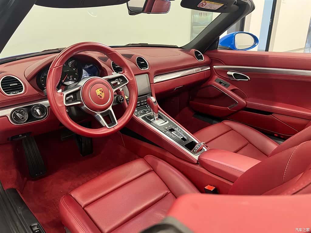 Porsche Boxster, 2022 11