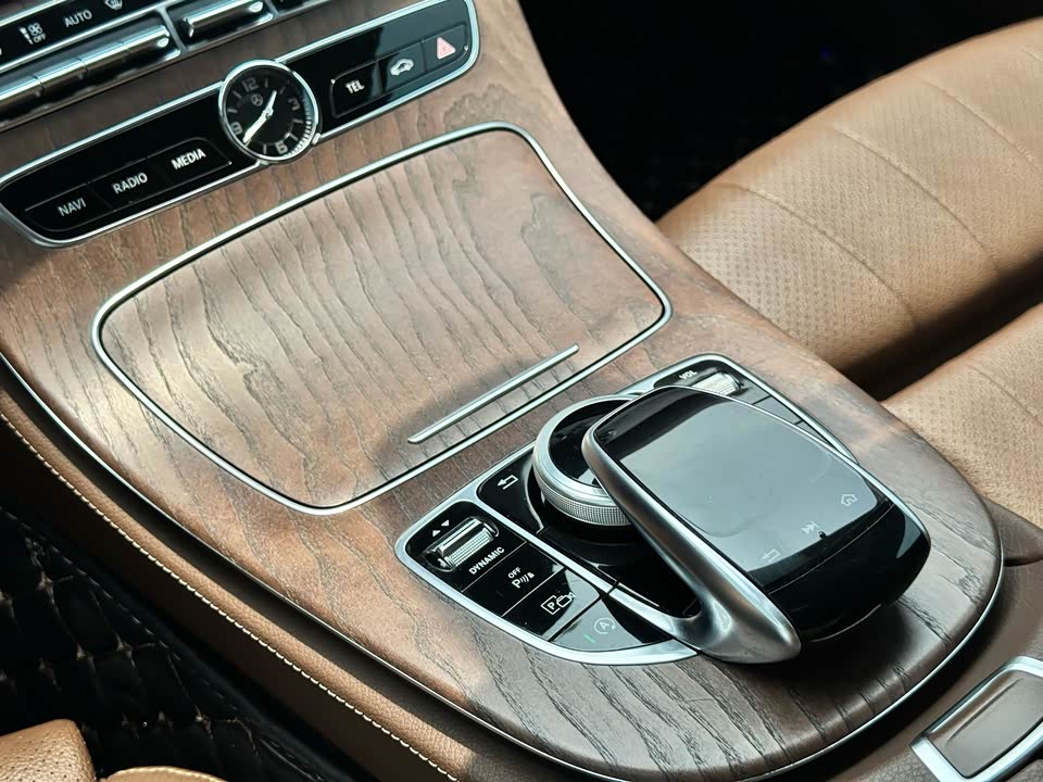 Mercedes-Benz E-class Mercedes-Benz E-class